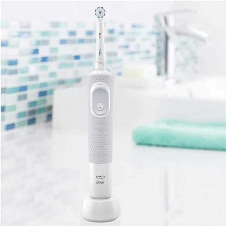 مسواک اورال بی مدل ORAL B D100