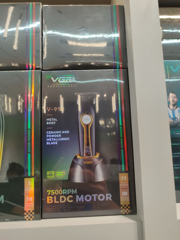 ماشین اصلاح وی جی آر مدل VGR V-993 با تیغه سرامیک و برش مستقیم
