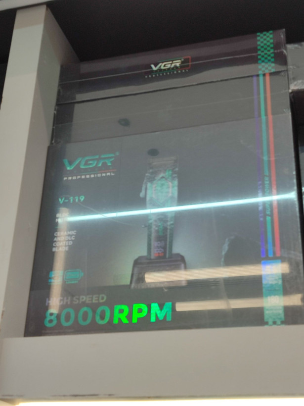 ماشین اصلاح وی جی آر مدل V-119 با تیغه سرامیک
